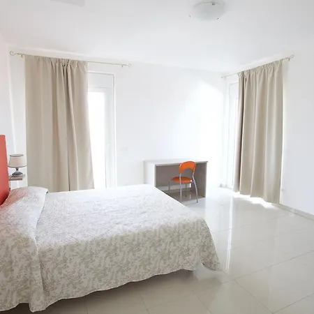 Le Stelle 公寓式酒店 Campolungo